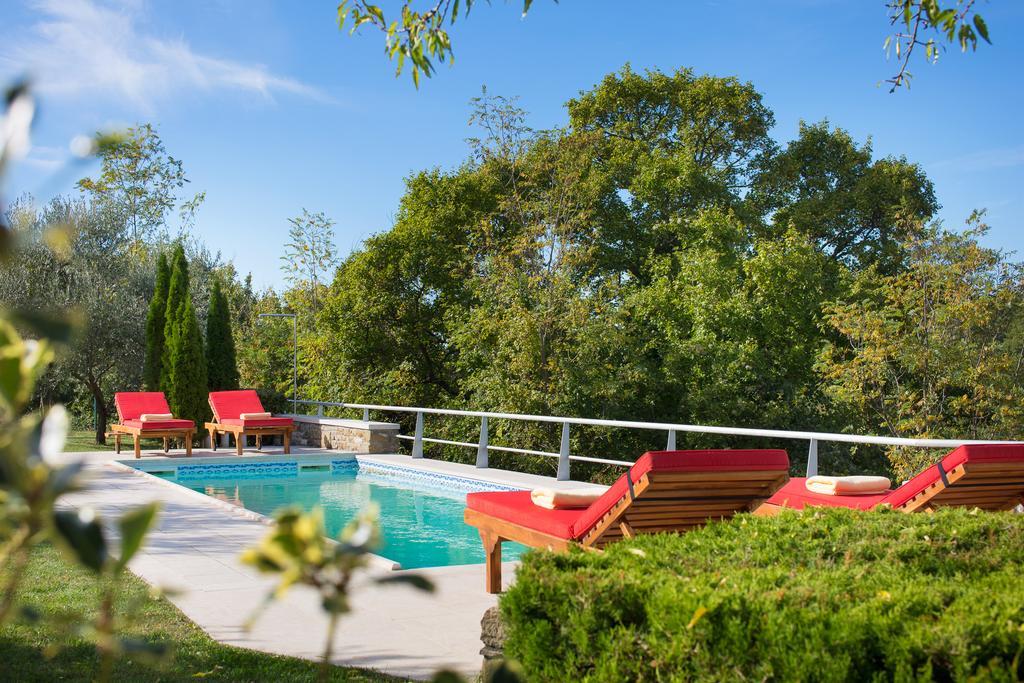 Villa Momiano With Private Pool Momjan Kültér fotó